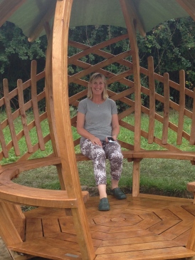 Laced Onion Shelter - happy client Lynne